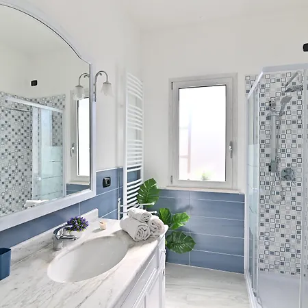 Izzhome Cozy 3* Pula